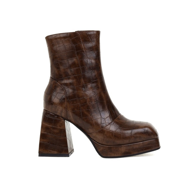 Crocodile like short boots
