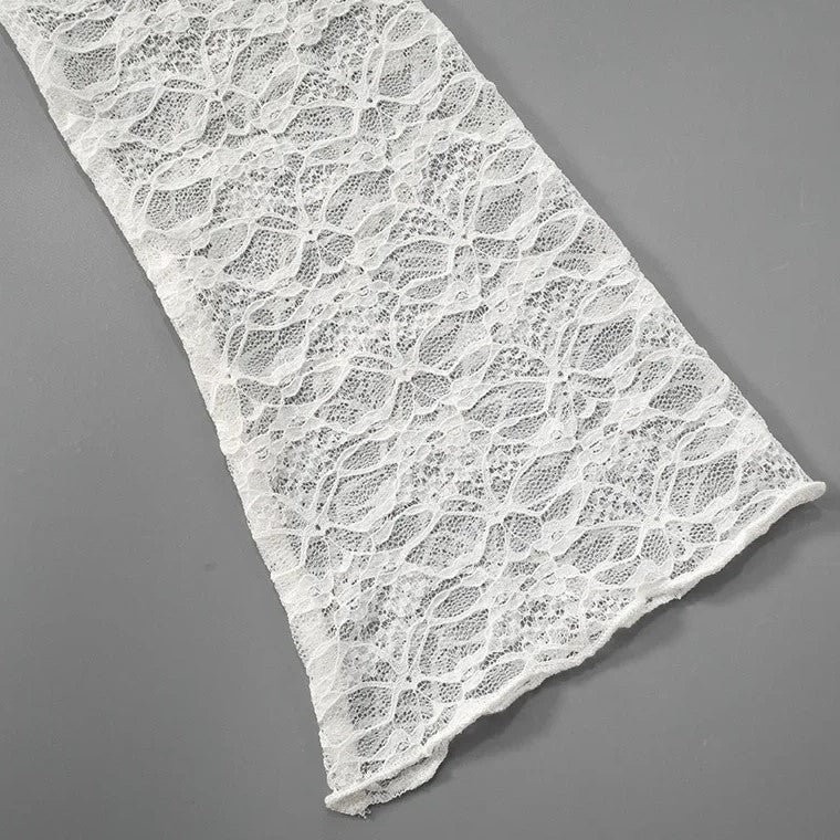 Race asymmetry tops