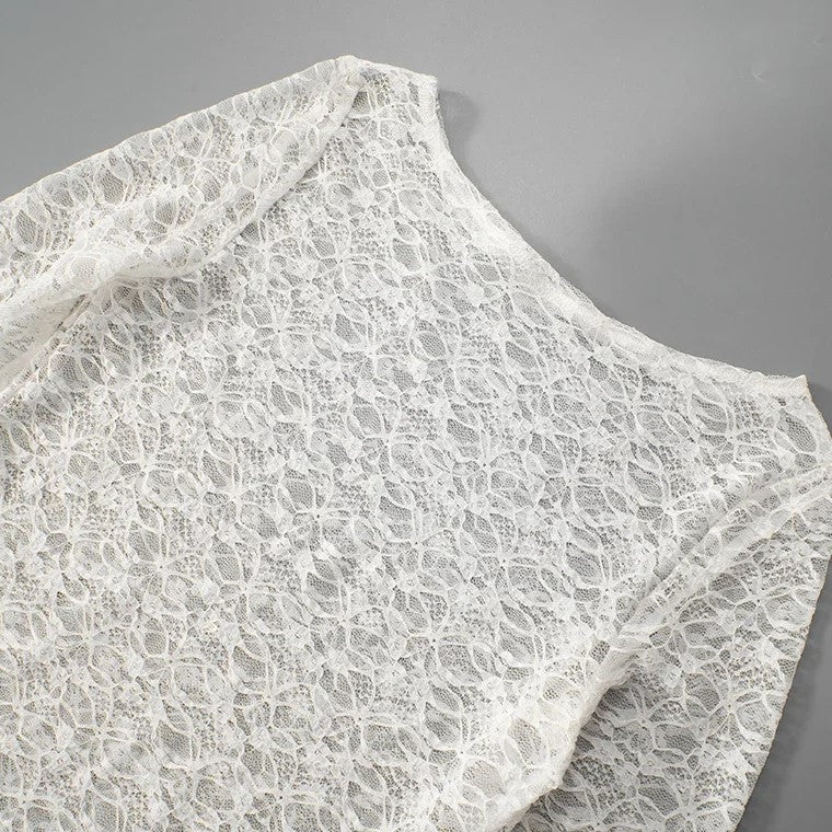 Race asymmetry tops