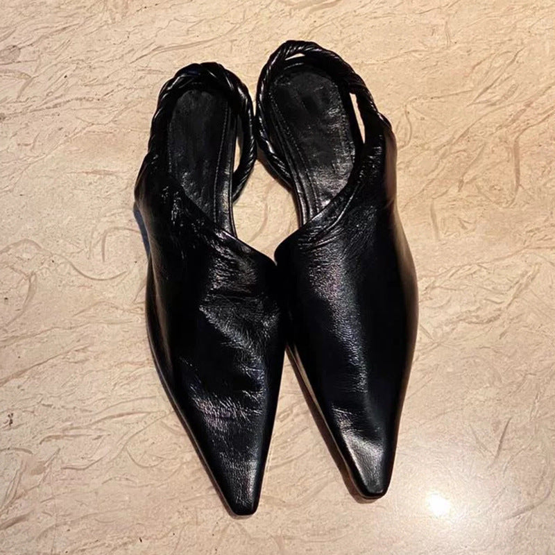 Leather pointed slip pumps