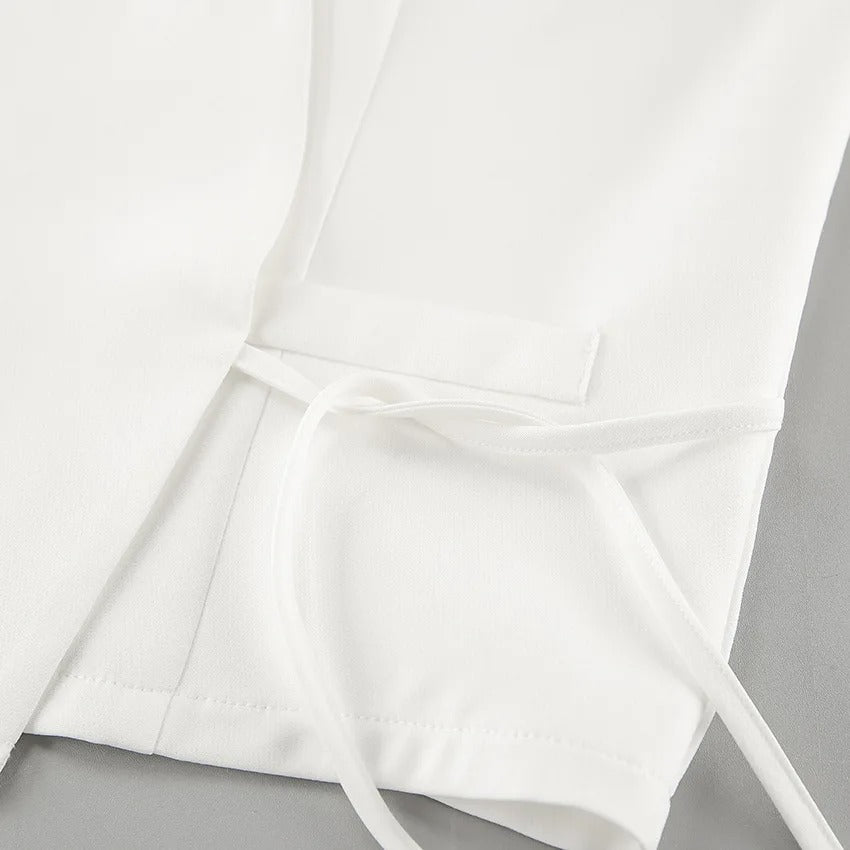 Cross no sleeve vest