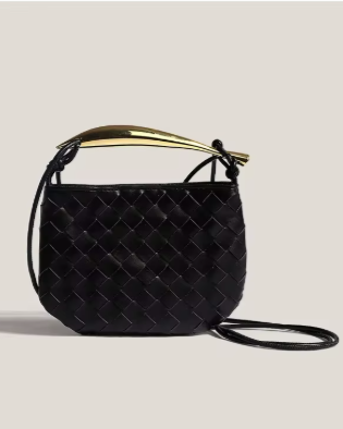 Braiding gold plate bag
